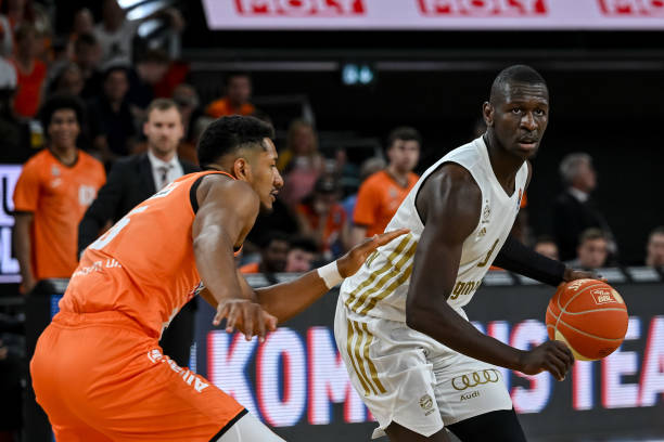 伴与支撑 伴与支撑