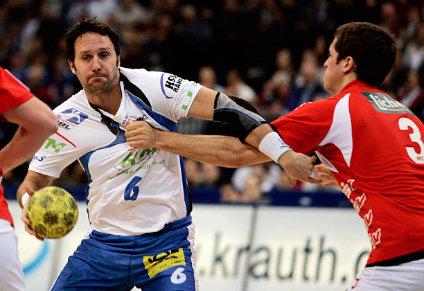 队的主帅 队的主帅