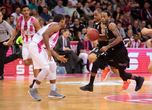 管理层对球 管理层对球